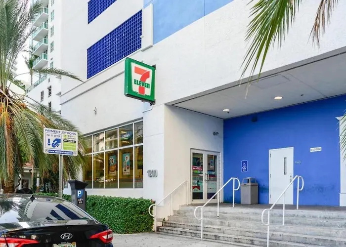 Stunning 1/1 Condo @Brickell Free Parking/Pool