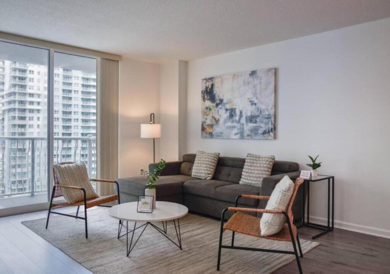Appartement Stunning 1/1 @brickell Free Parking/pool *
